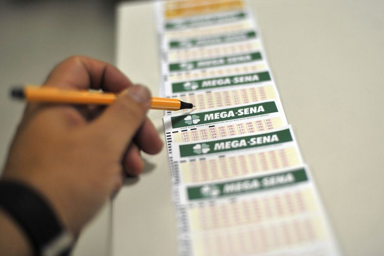 Vinte e uma apostas da Paraíba acertam quadra da Mega-Sena