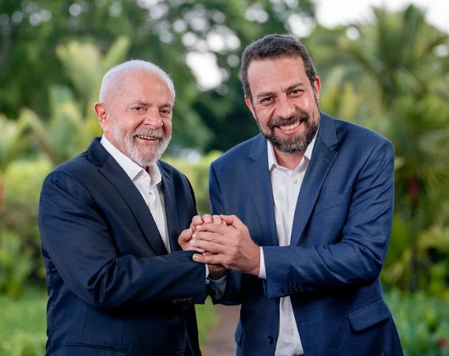 Lula nomeia Boulos como ministro da Secretaria-Geral da Presidência
