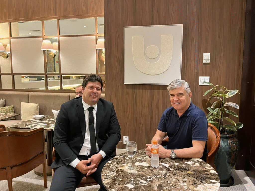 Prefeito da Prata cumpre agenda em Brasília e garante R$ 1,8 milhão para o município