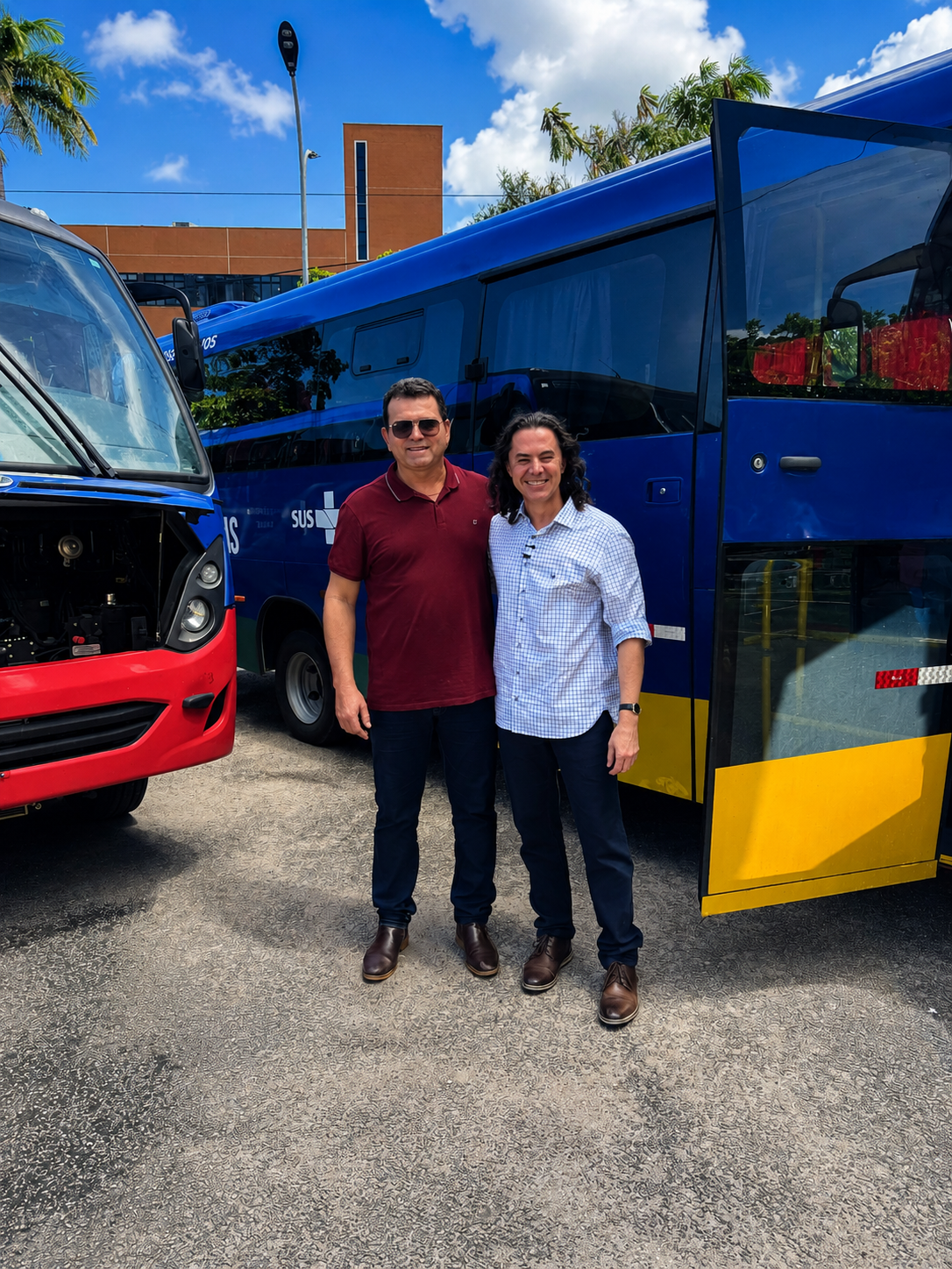 Sumé recebe segundo micro-ônibus para o transporte de pacientes da Saúde