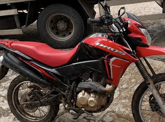 Moto é roubada durante assalto na BR-412 entre Serra Branca e São João do Cariri