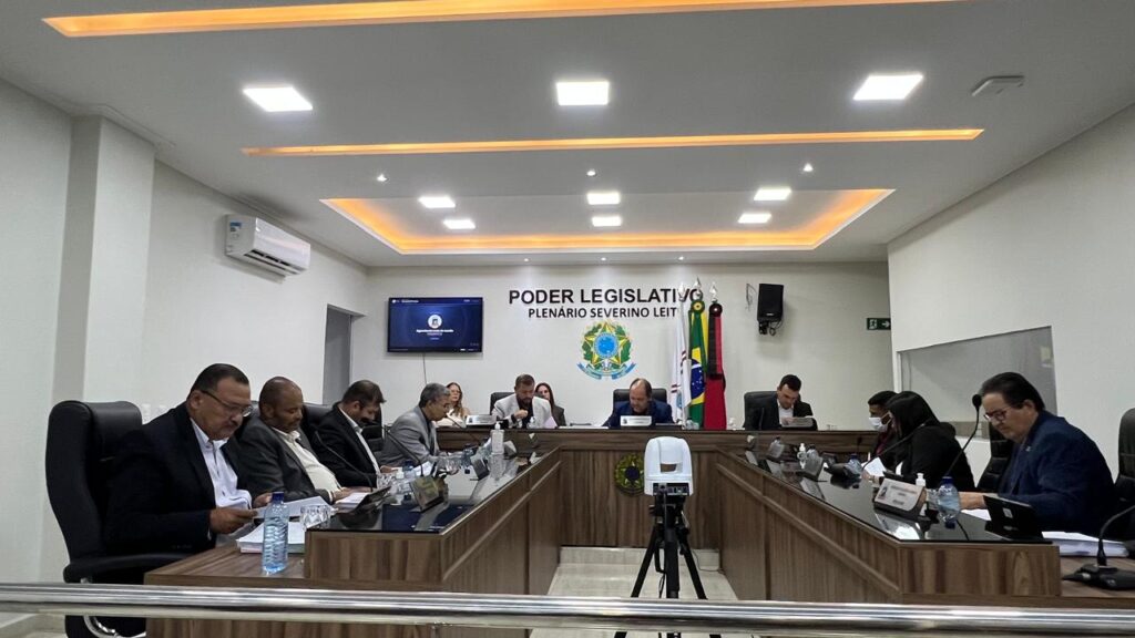 Câmara de Sumé realiza sessão com apresentação de requerimentos e aprovação de projetos