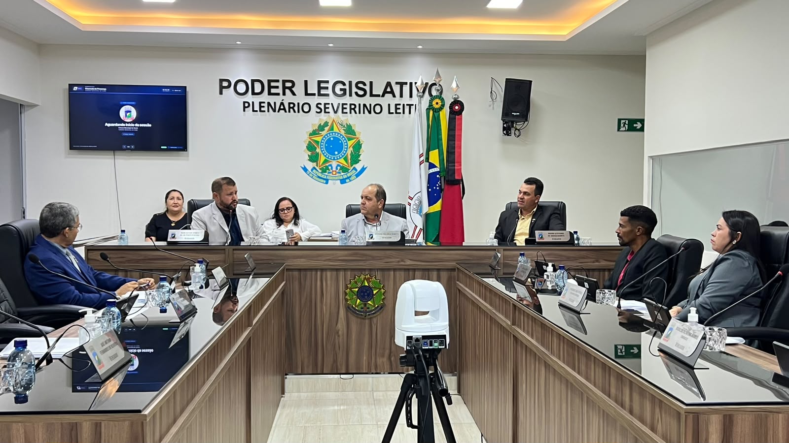 Câmara de Sumé realiza sessão com apresentação de requerimentos e homenagens